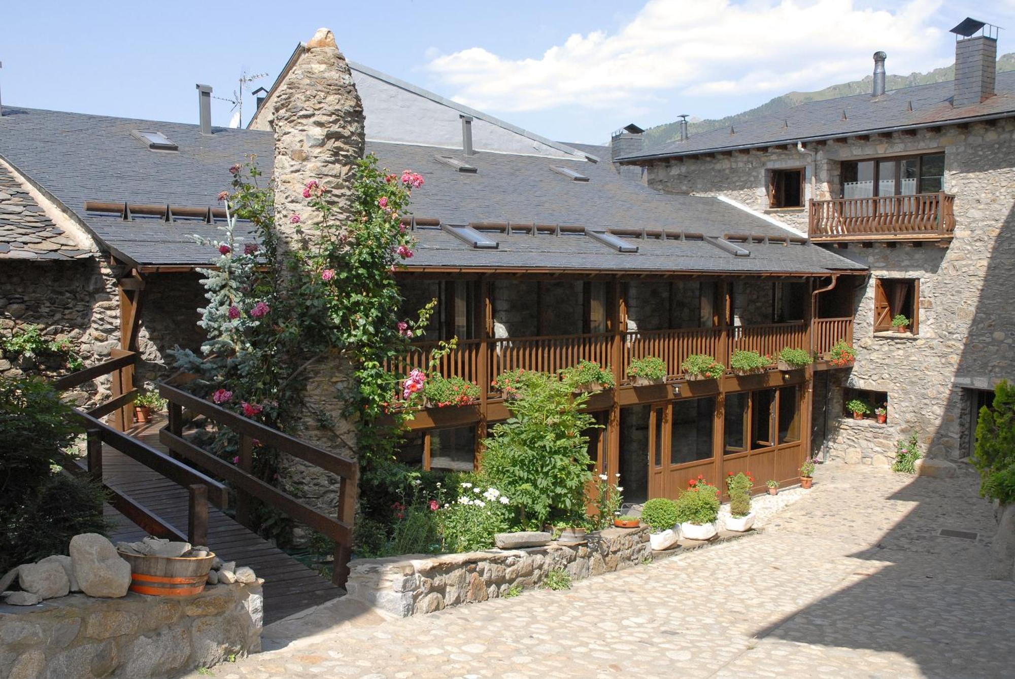 Hotel Casa Cornel Cerler Buitenkant foto